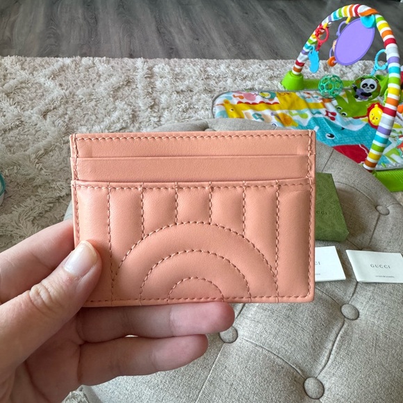 Gucci - GG Logo Plaque Padded Cardholder in Orange - Picture 7 of 10